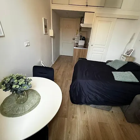 Joli Sur Le Port Apartamento *