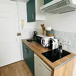 Appartement Joli Sur Le Port Cannes